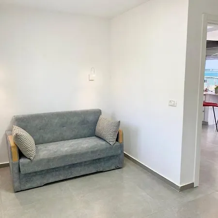 Seaside Cozy Apartment Haifa Exterior photo