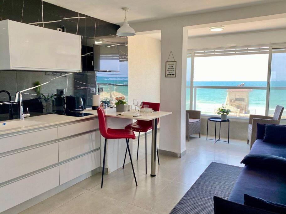 Seaside Cozy
